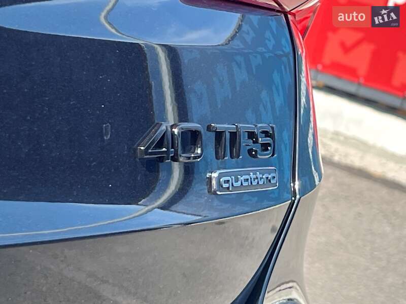 Внедорожник / Кроссовер Audi Q3 2024 в Киеве