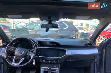 Внедорожник / Кроссовер Audi Q3 2019 в 
