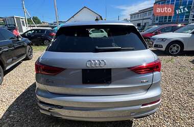 Внедорожник / Кроссовер Audi Q3 2019 в 