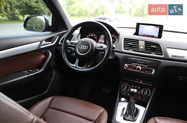 Внедорожник / Кроссовер Audi Q3 2018 в 
