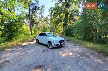 Внедорожник / Кроссовер Audi Q3 2015 в 