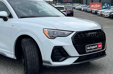 Внедорожник / Кроссовер Audi Q3 2020 в 