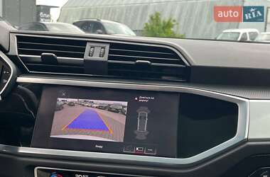 Внедорожник / Кроссовер Audi Q3 2020 в 