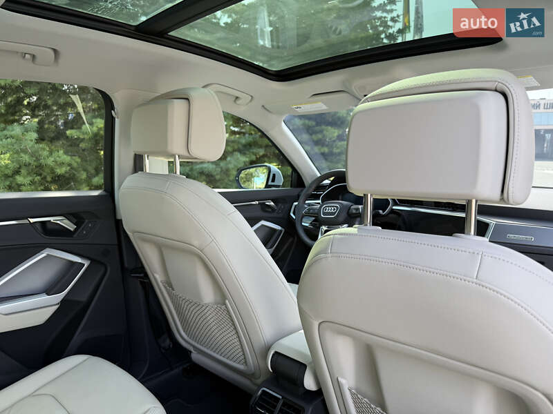 Внедорожник / Кроссовер Audi Q3 2022 в Одессе