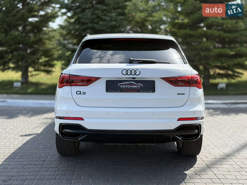 Внедорожник / Кроссовер Audi Q3 2022 в Одессе