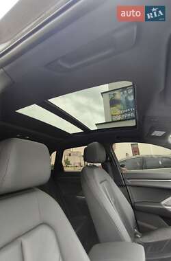 Внедорожник / Кроссовер Audi Q3 2019 в 