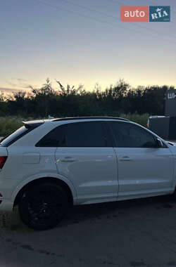 Внедорожник / Кроссовер Audi Q3 2017 в 