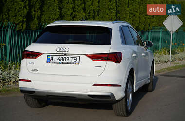 Внедорожник / Кроссовер Audi Q3 2019 в 