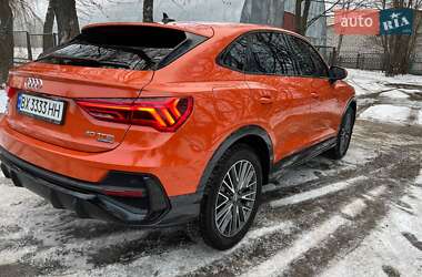 Позашляховик / Кросовер Audi Q3 2020 в 