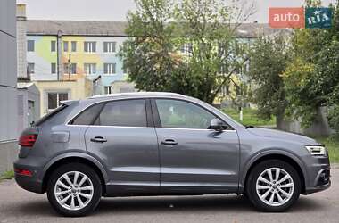 Внедорожник / Кроссовер Audi Q3 2015 в 