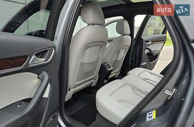 Внедорожник / Кроссовер Audi Q3 2015 в 