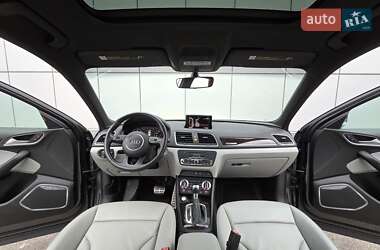Внедорожник / Кроссовер Audi Q3 2015 в 