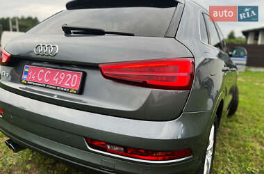 Внедорожник / Кроссовер Audi Q3 2016 в 