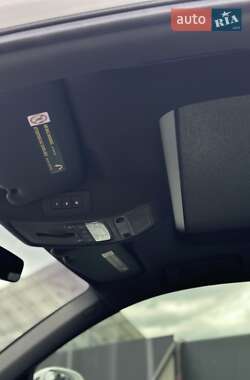 Внедорожник / Кроссовер Audi Q3 2016 в 