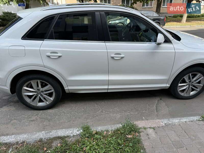Внедорожник / Кроссовер Audi Q3 2017 в Лубнах