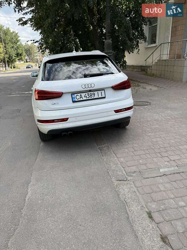 Внедорожник / Кроссовер Audi Q3 2017 в Лубнах