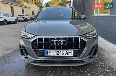 Внедорожник / Кроссовер Audi Q3 2020 в Черноморске