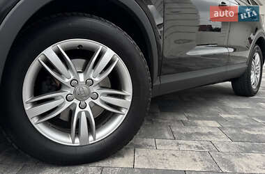 Внедорожник / Кроссовер Audi Q3 2012 в 