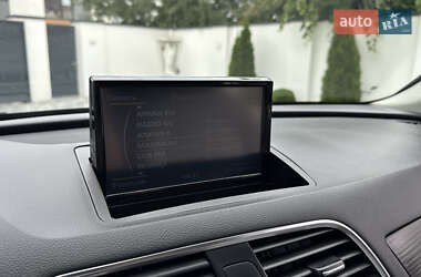 Внедорожник / Кроссовер Audi Q3 2012 в 