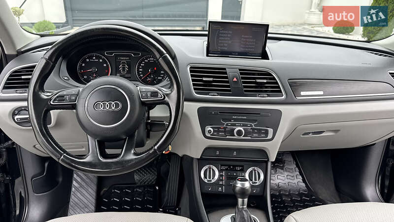 Внедорожник / Кроссовер Audi Q3 2012 в Ивано-Франковске