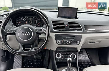 Внедорожник / Кроссовер Audi Q3 2012 в 