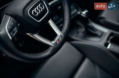 Внедорожник / Кроссовер Audi Q3 2022 в 