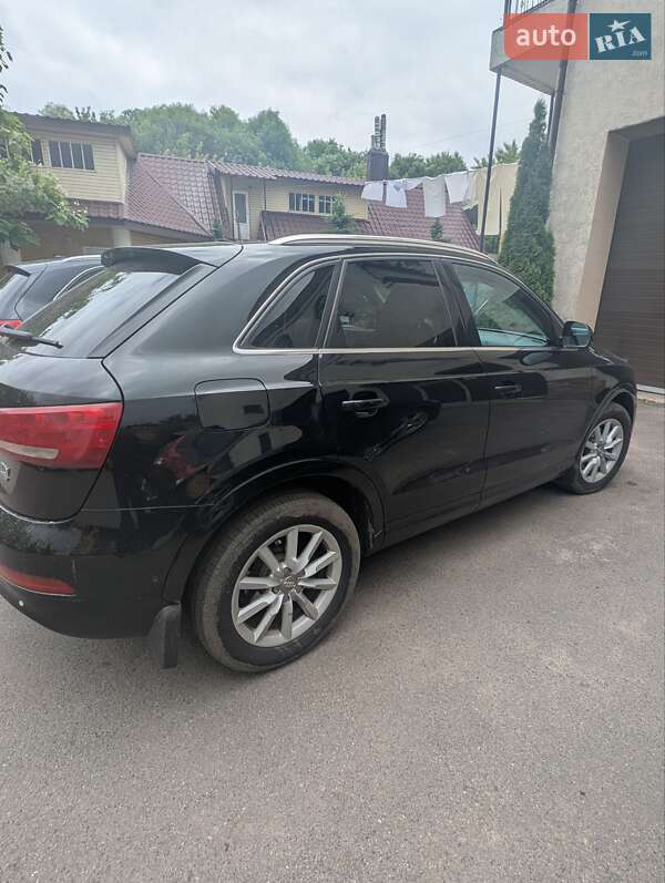 Внедорожник / Кроссовер Audi Q3 2012 в Конотопе