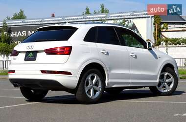 Внедорожник / Кроссовер Audi Q3 2017 в 