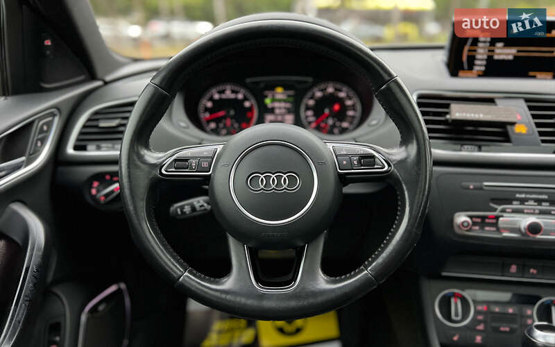Позашляховик / Кросовер Audi Q3 2016 в Львові