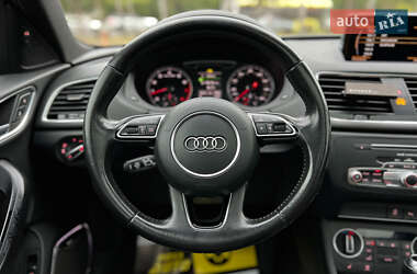Внедорожник / Кроссовер Audi Q3 2016 в 