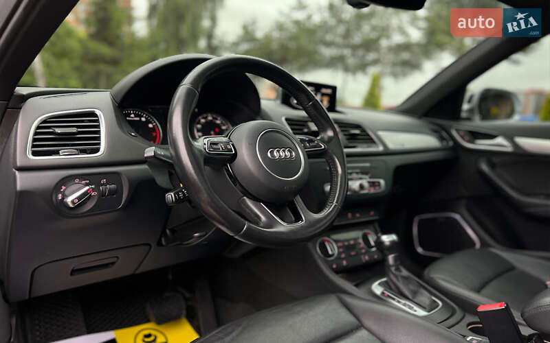 Позашляховик / Кросовер Audi Q3 2016 в Львові