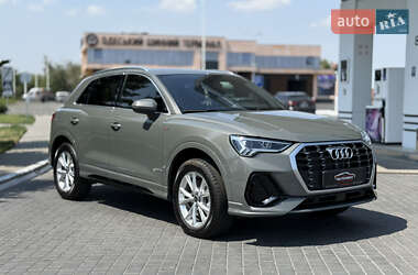 Позашляховик / Кросовер Audi Q3 2024 в Одесі