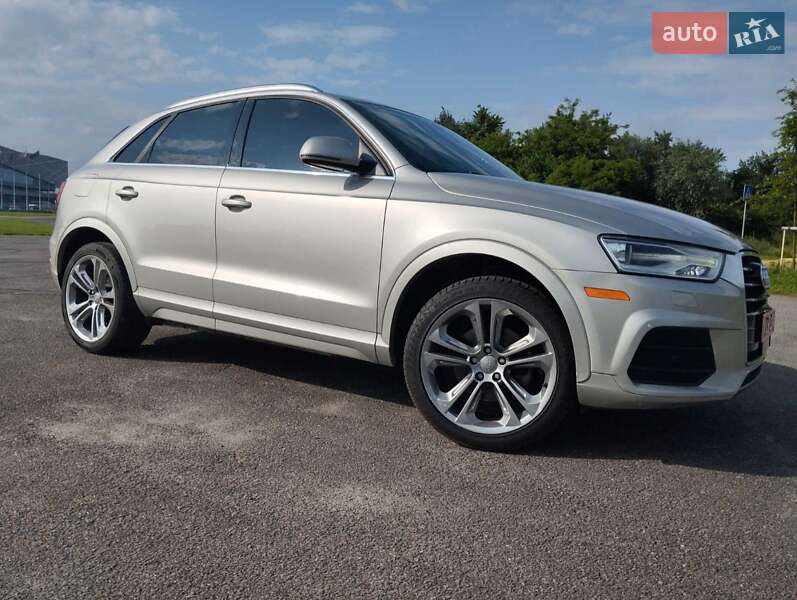 Внедорожник / Кроссовер Audi Q3 2016 в Кривом Роге