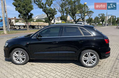Внедорожник / Кроссовер Audi Q3 2015 в 