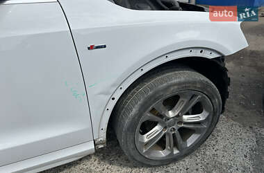 Внедорожник / Кроссовер Audi Q3 2015 в 