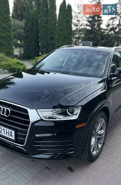 Внедорожник / Кроссовер Audi Q3 2018 в 