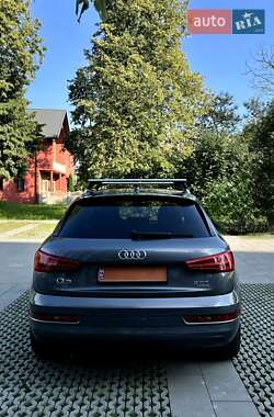 Внедорожник / Кроссовер Audi Q3 2016 в 