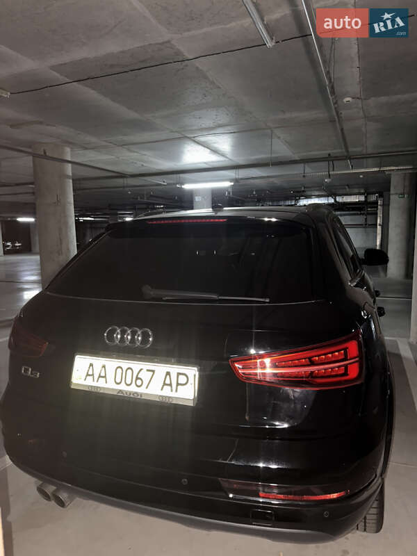 Внедорожник / Кроссовер Audi Q3 2017 в Киеве
