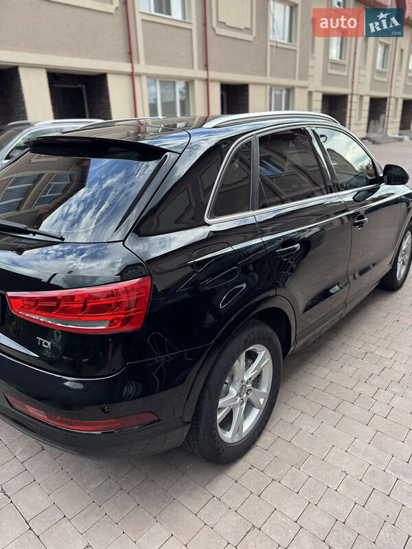 Позашляховик / Кросовер Audi Q3 2016 в Чернівцях фото 19 Позашляховик / Кросовер Audi Q3 2016 в Чернівцях