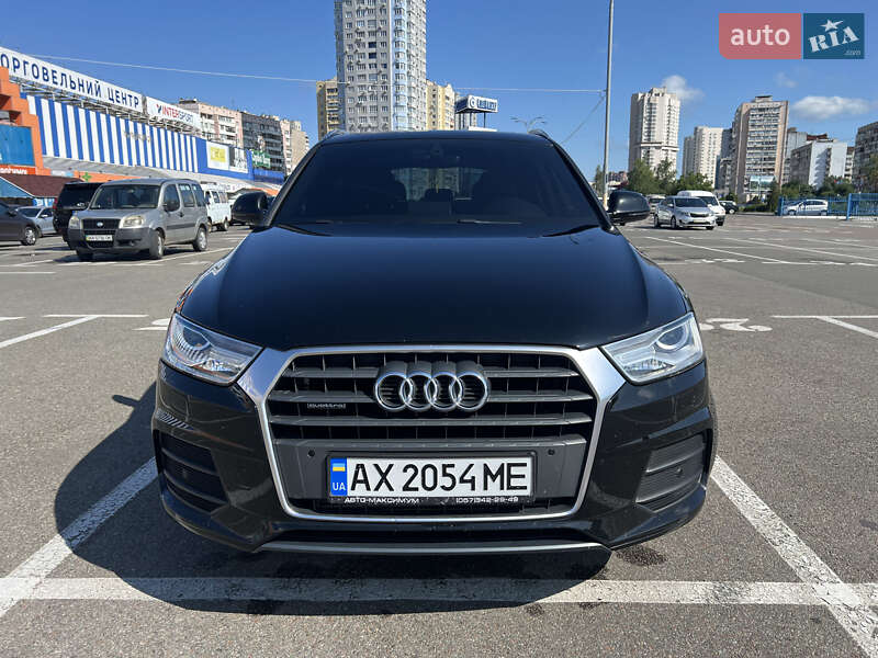 Внедорожник / Кроссовер Audi Q3 2017 в Киеве