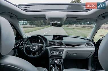 Внедорожник / Кроссовер Audi Q3 2016 в 