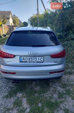Внедорожник / Кроссовер Audi Q3 2016 в 