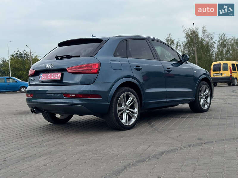 Позашляховик / Кросовер Audi Q3 2018 в Новомосковську