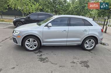 Внедорожник / Кроссовер Audi Q3 2017 в 