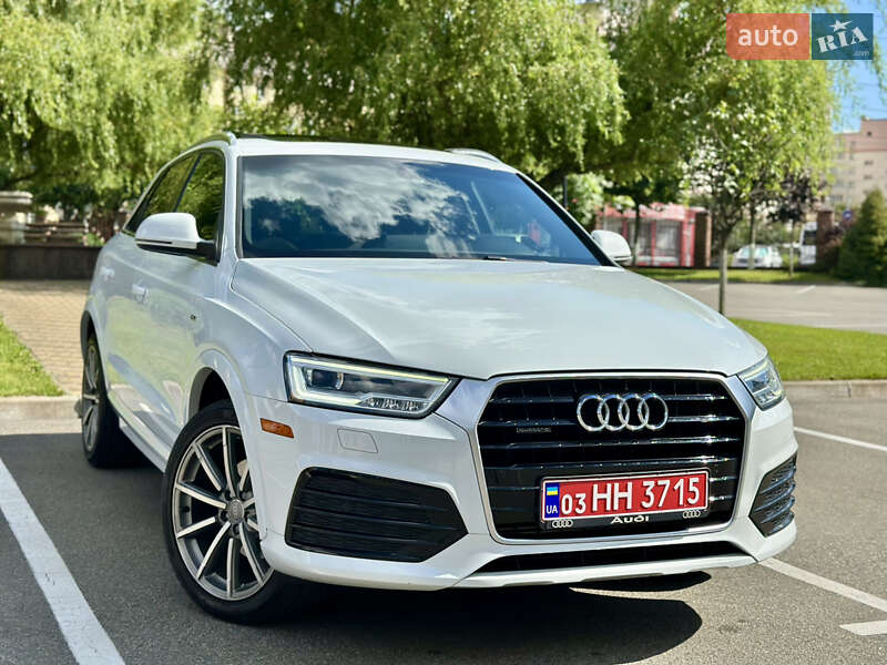 Внедорожник / Кроссовер Audi Q3 2018 в Киеве