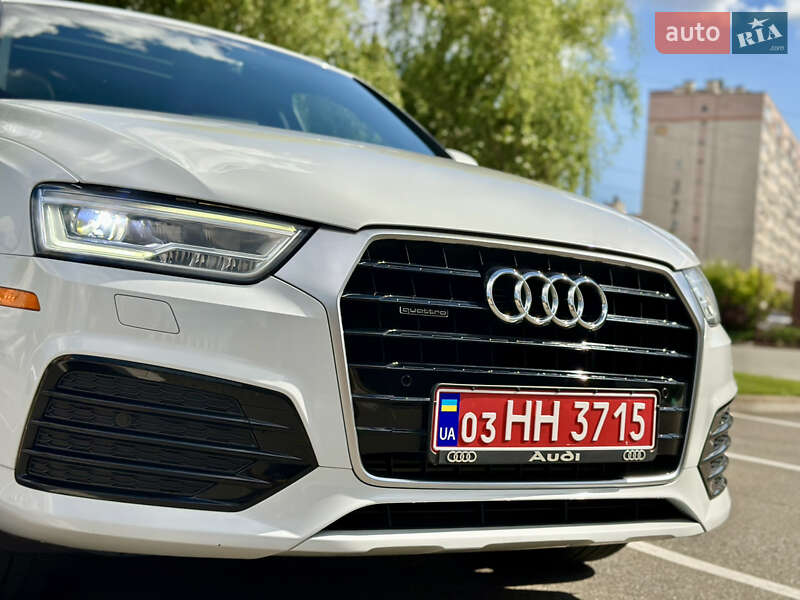 Внедорожник / Кроссовер Audi Q3 2018 в Киеве
