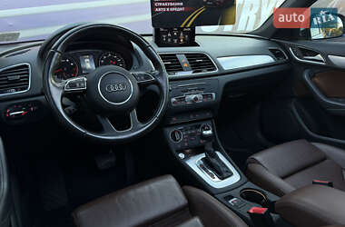 Внедорожник / Кроссовер Audi Q3 2016 в 