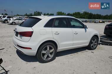 Внедорожник / Кроссовер Audi Q3 2015 в 