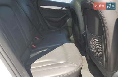 Внедорожник / Кроссовер Audi Q3 2015 в 