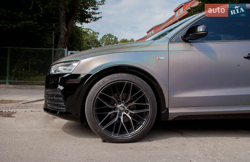 Внедорожник / Кроссовер Audi Q3 2017 в Львове